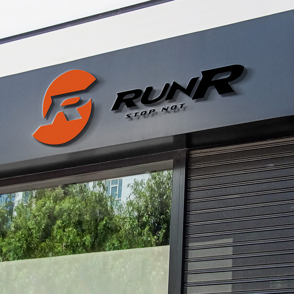 RUNR